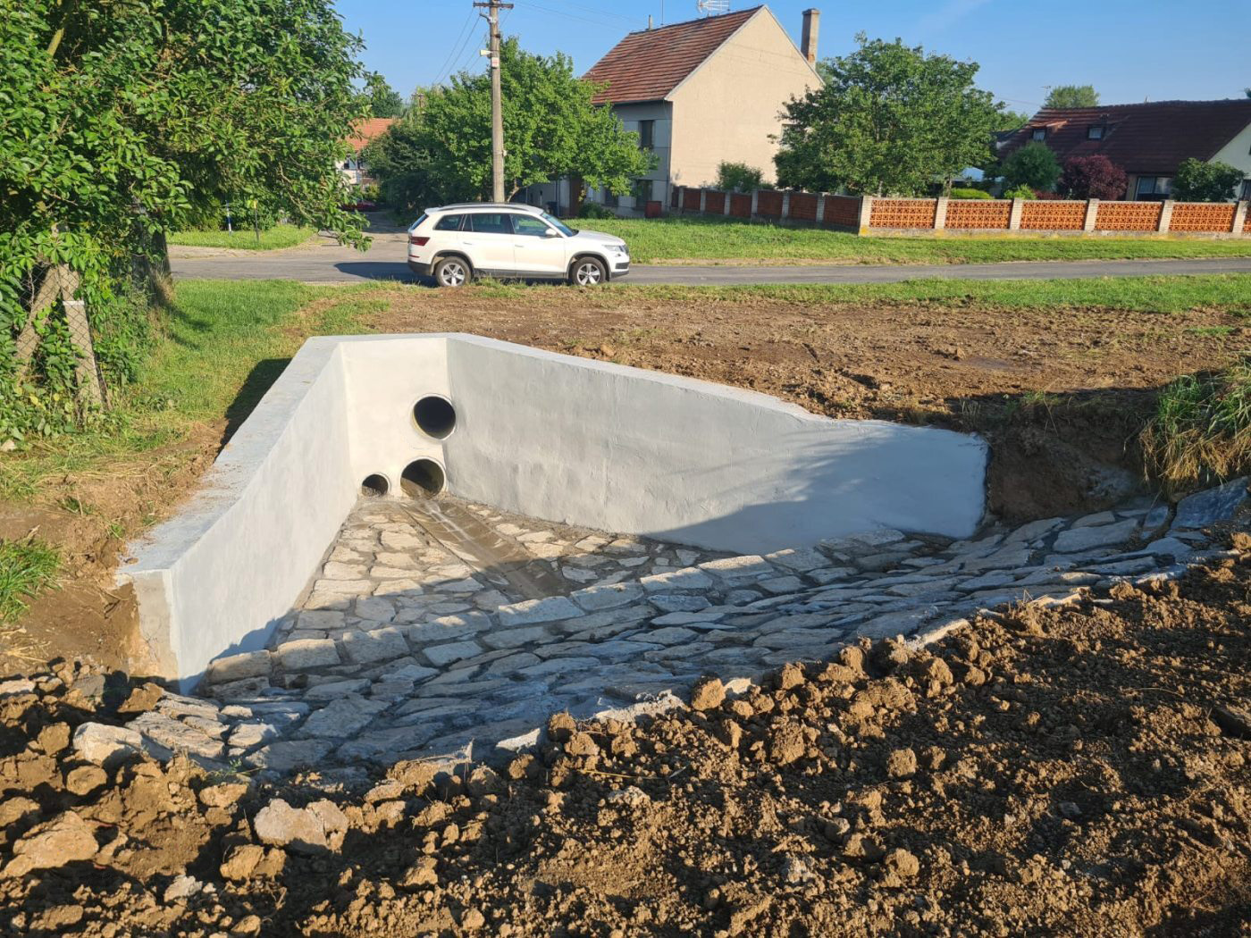 Stavebn� pr�ce pro obce a ve�ejn� investory